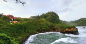 5 Surga Tersembunyi Kebumen: Wisata Alam Hits & Menenangkan