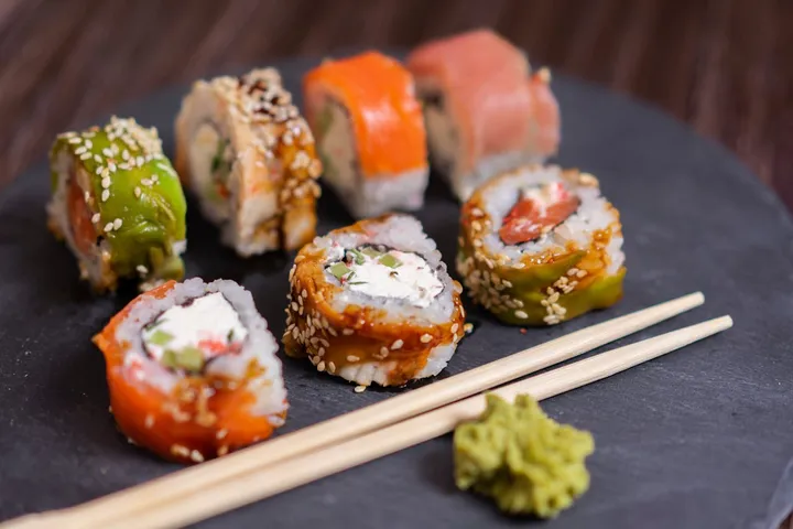 5 Sushi Terbaik Bandung: Surga Kuliner Jepang Anti Gagal