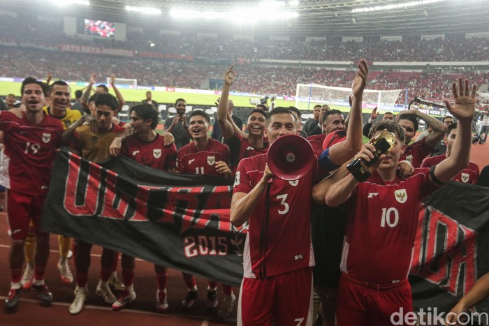 Amankan Tiket Timnas Indonesia vs China: Panduan Garuda ID