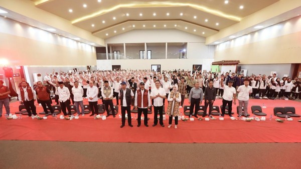 Atasi Kemiskinan: Sinergi Pusat-Daerah Wujudkan Indonesia Sejahtera