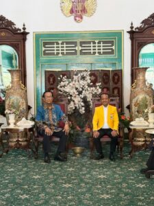 Bahlil Lahap Wejangan Sri Sultan: Strategi Golkar Mendatang?