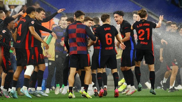 Barcelona Juara! Rekor Baru, Tapi Madrid Masih Unggul