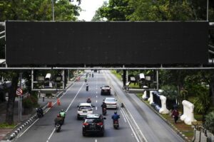 Bebas Macet! Jelajahi Jakarta Tanpa Bayar Tol Jalan Raya