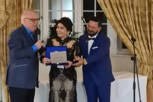 Deby Vinski Pimpin Rapat Puncak Stem Cell Dunia Geneva