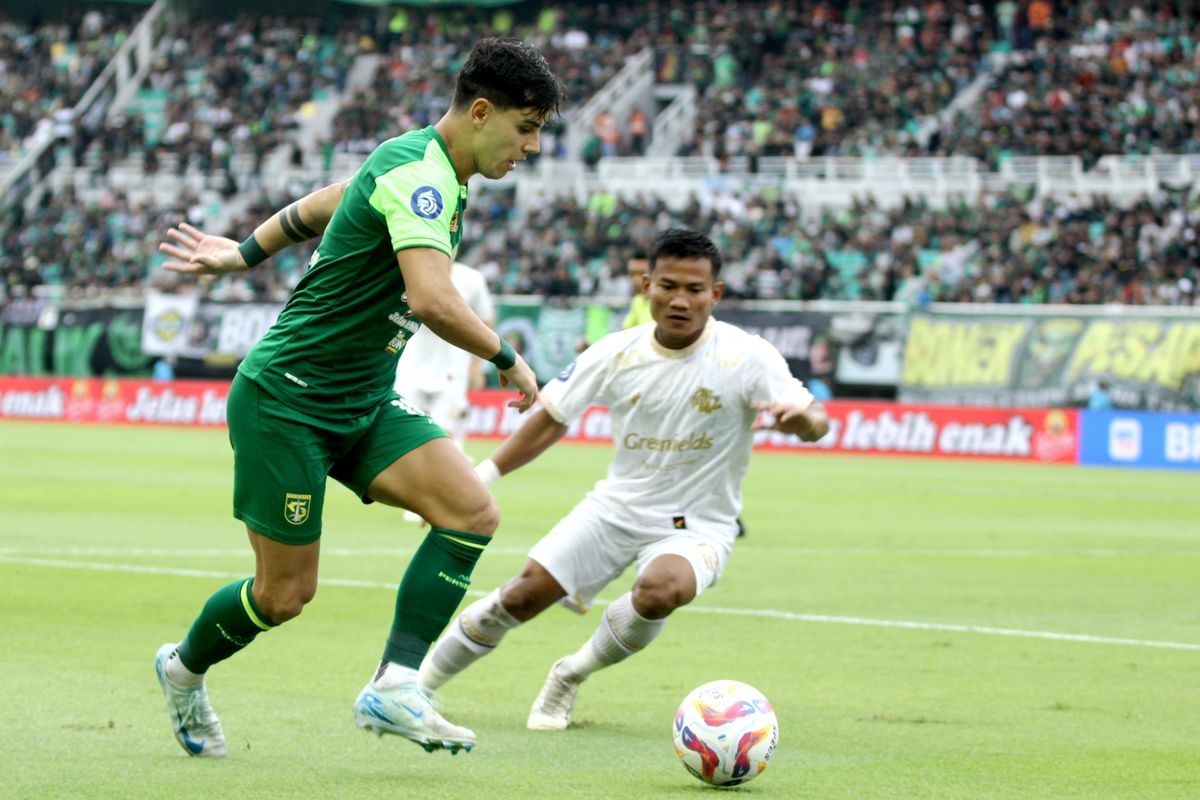 Derby Jatim: Bonek Bakar Semangat Persebaya Hadapi Arema FC