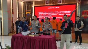 Enam Tersangka Ricuh Demo May Day Semarang Ditangkap Polisi