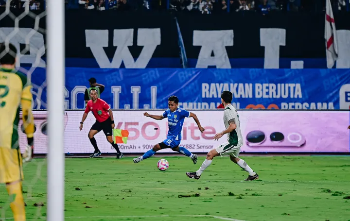 Febri Hariyadi Comeback: Persib vs Malut United, Menit Bermainnya Lebih Banyak?