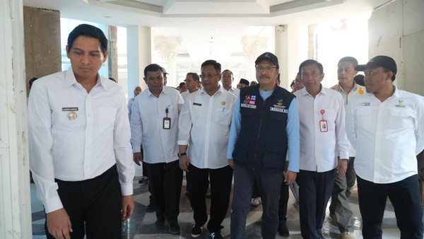 Indramayu: Wisma Haji Terbengkalai, Sekolah Rakyat Solusi Cerdas?