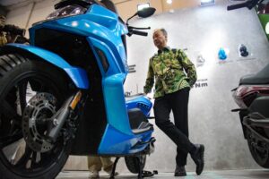 Investasi Rp 5,6 Triliun: 79 Pabrik Mobil Listrik di Indonesia