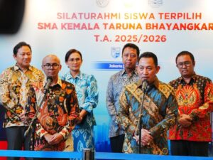 Kapolri Motivasi Siswa Unggulan SMA Kemala Bhayangkara: Inspirasi Sukses