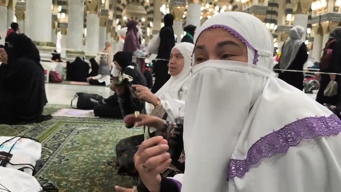 Kisah Pilu Maimunah: Haji Gantikan Ibu Tercinta