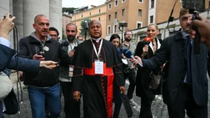 Konklaf Kepausan: Kardinal Ramai di Medsos, Ada Apa?