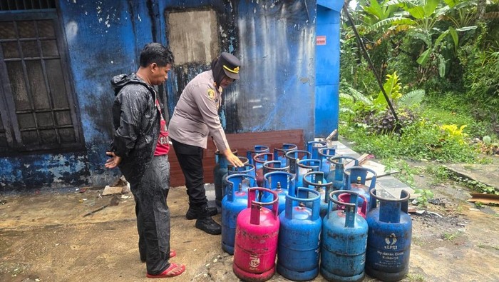Penggerebekan Pabrik Gas Oplosan Bogor: Polisi Temukan Bukti Mengejutkan