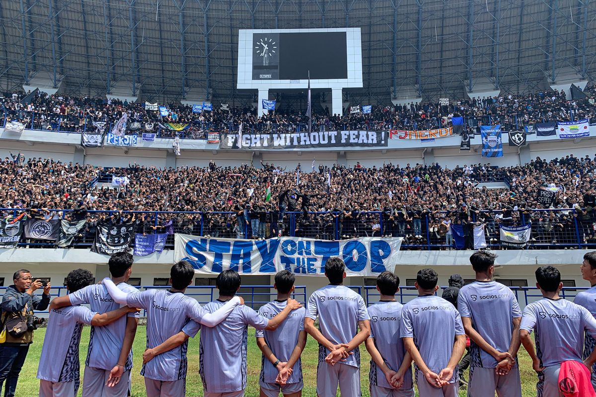 Persib Bandung vs PSS: Klok Siap Tempur, Riko Absen?