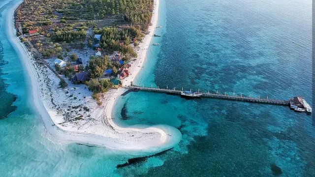 Pesawat Amfibi: Wisata Taka Bonerate Lebih Mudah & Cepat