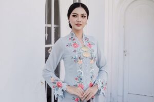 Pesona Firsta Yufi Amarta: 5 Gaya Cantik Berkebaya Putri Indonesia 2025