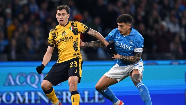 Prediksi Juara Serie A: Napoli vs Inter, Siapa yang Menang?