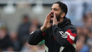 Prediksi Pecat Amorim? MU Kian Terpuruk, Shearer Tak Heran