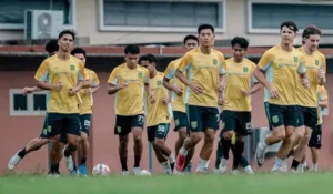 Prediksi Skor Persebaya vs Bali United: Laga Sengit Liga 1 2025