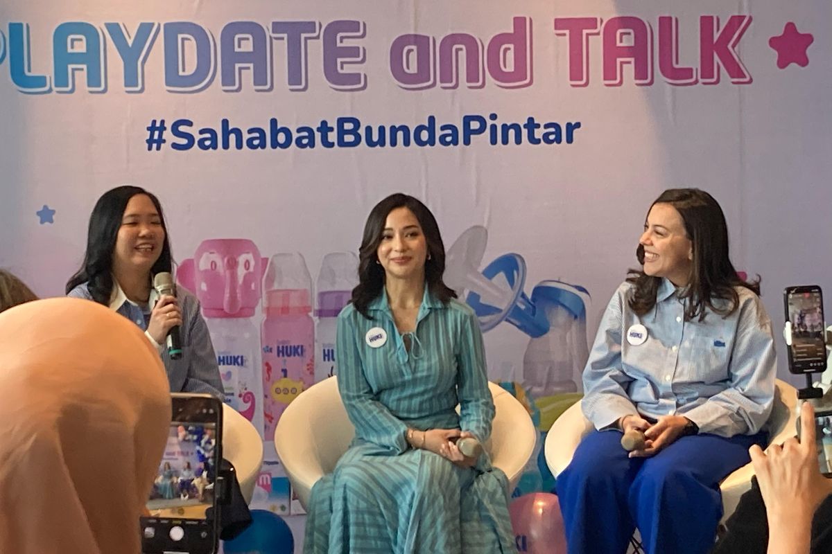 Rahasia Nikita Willy Ajarkan Issa Manajemen Mainan Saat Liburan