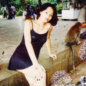 Rahasia Pernikahan Bunda Corla: Terungkapkah Statusnya?