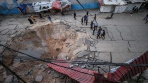 Serangan Israel Hancurkan Rumah Sakit Gaza, Korban Puluhan Jiwa