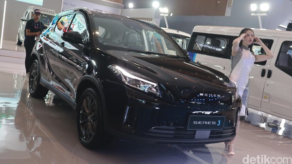 Seres 3: Mobil Listrik Canggih, Booking Cuma Rp 1 Juta!