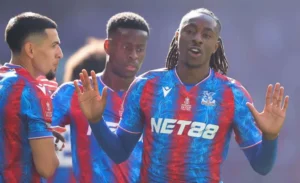 Spektakuler! Crystal Palace Hancurkan Wolves 4-2, Enam Gol Memukau