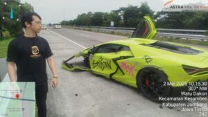 Tabrakan Lamborghini Bitcoin vs Suzuki: 120 Km/jam di Tol Jombang
