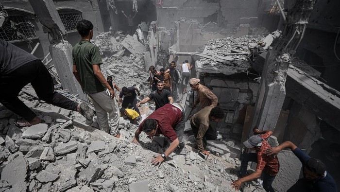 Tragedi Gaza: Serangan Mematikan Guncang Jabalia, Warga Terluka