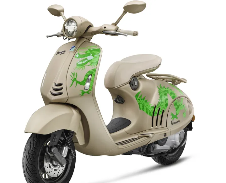 Vespa Edisi Terbatas Naga: Rayakan Imlek dengan Gaya