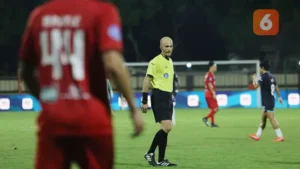 Wasit Asing BRI Liga 1: Obat Mujarab atau Racun?