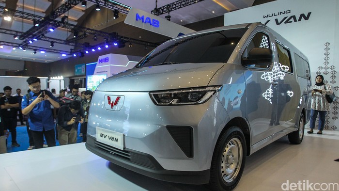 Wuling EV Van: 400 Km Jarak Tempuh, Pintu Geser Canggih